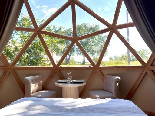 Dome Pathome Catonvielle Kültér fotó